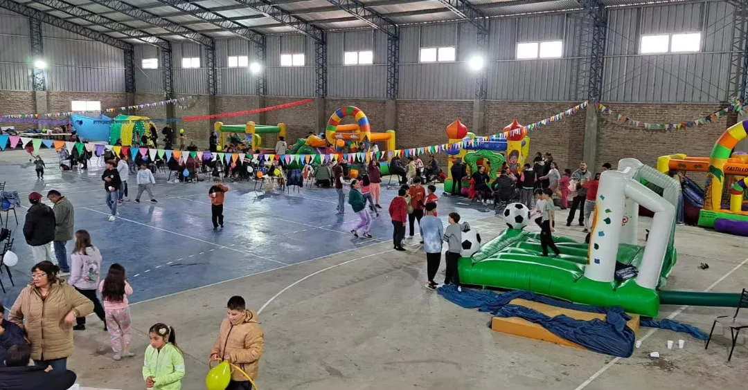 457858419_825657966418137_6576844910995433823_n