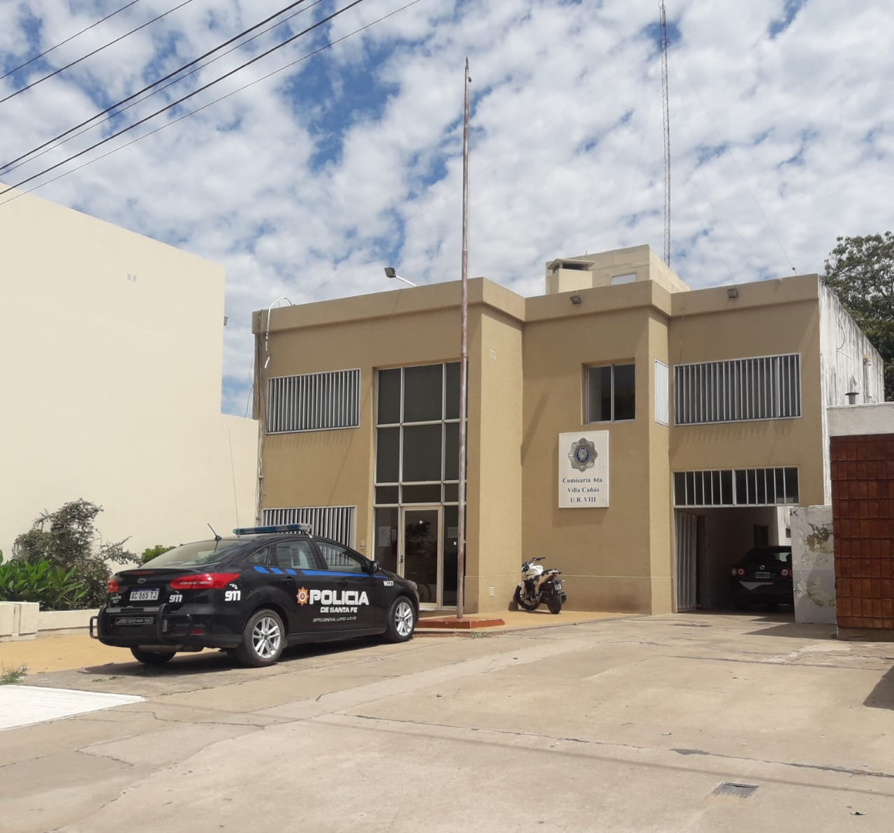 multimedia.normal.a7c2f9f5b5b1fa3a.636f6d6973617269612036746120636f6e206d6f76696c5f6e6f726d616c2e6a7