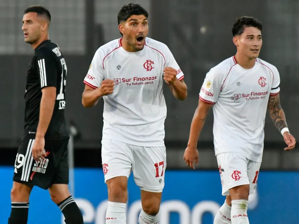 4_coz2N0Y_2000x1500__1