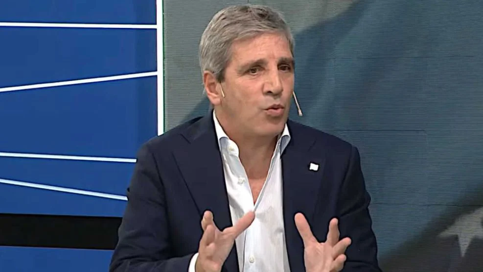 luis-toto-caputo-2167904