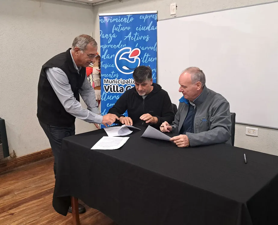 fe2b35df-d3ae-427e-bf8e-75dd20a92e1c