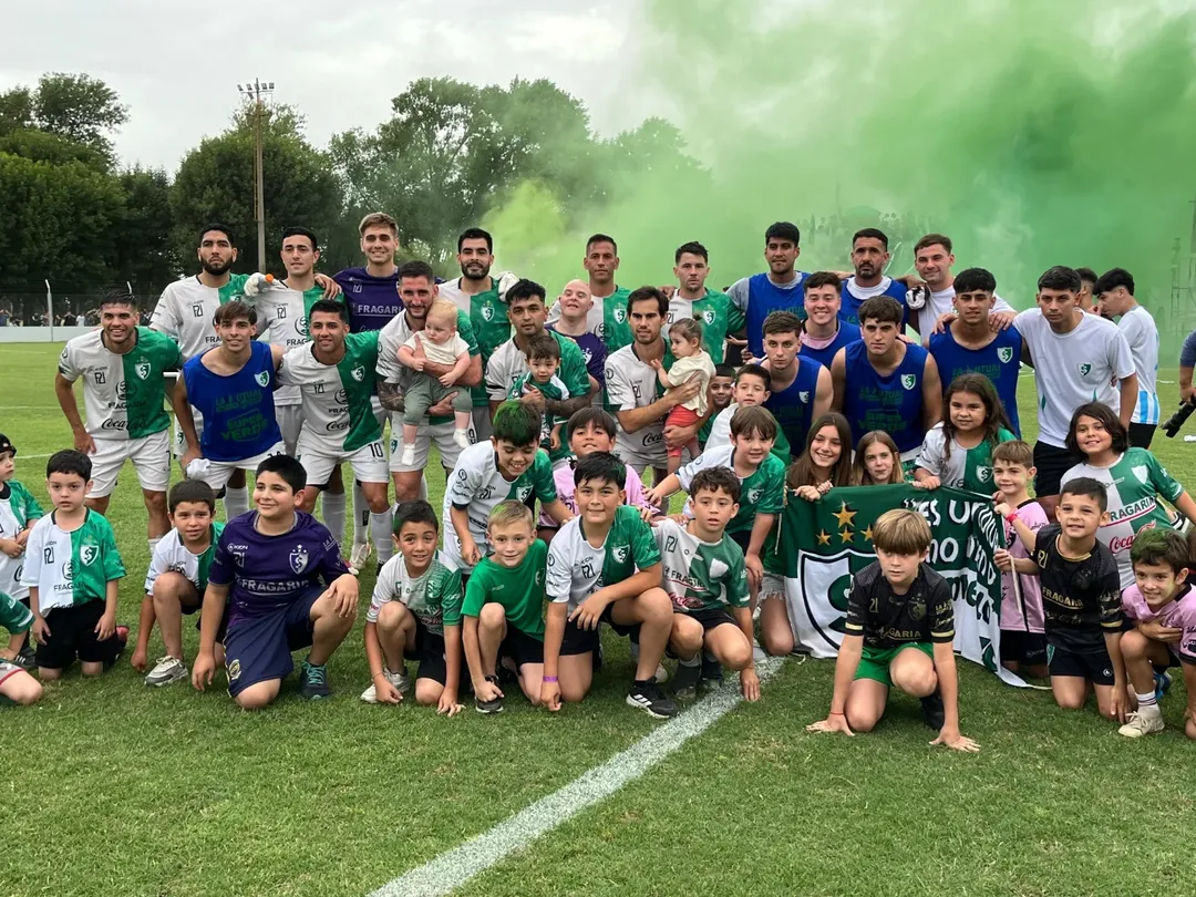 💚🤍 ¡FELICITACIONES STUDEBAKER DE VILLA CAÑÁS! 🏆 CAMPEÓN DE LA LIGA VENADENSE DE FÚTBOL ⚽Como (1)