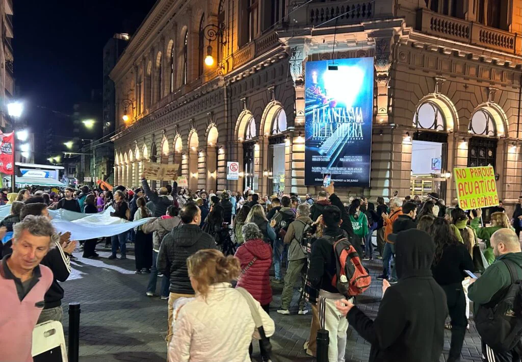Protesta-contra-Javkin-1024x710