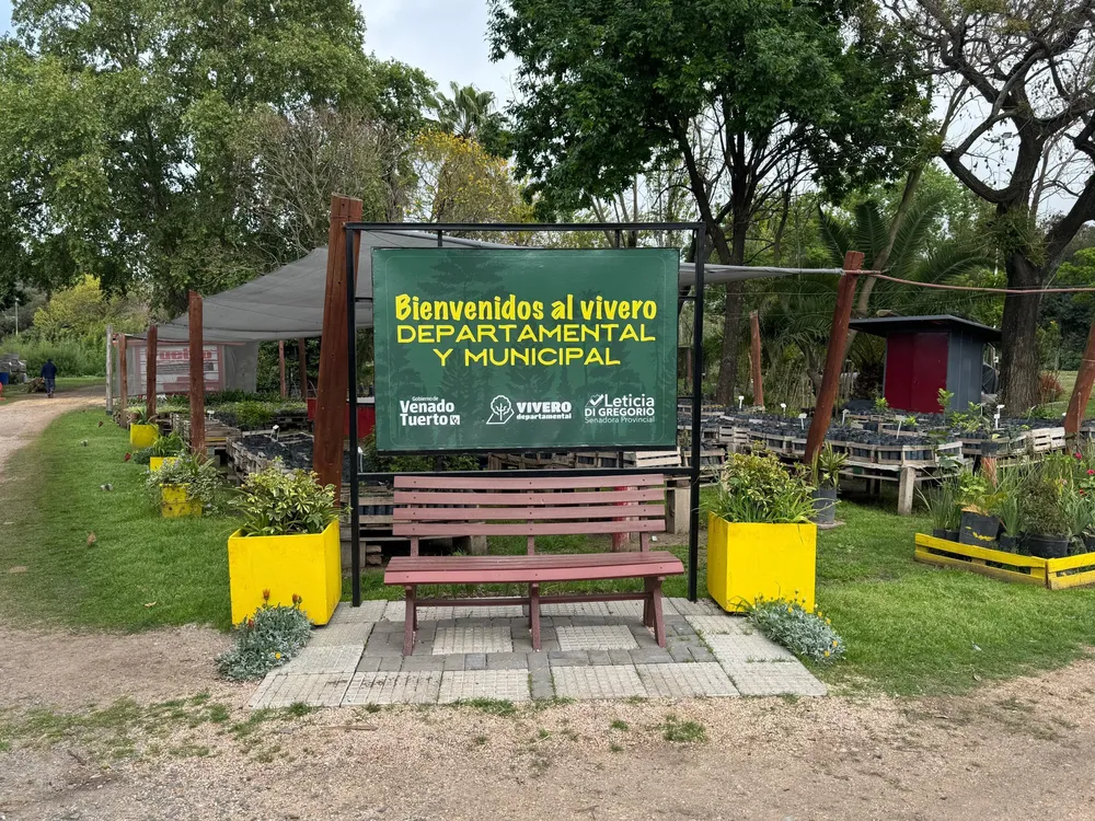 General López: el Vivero Departamental distribuyó más de 15.500 árboles