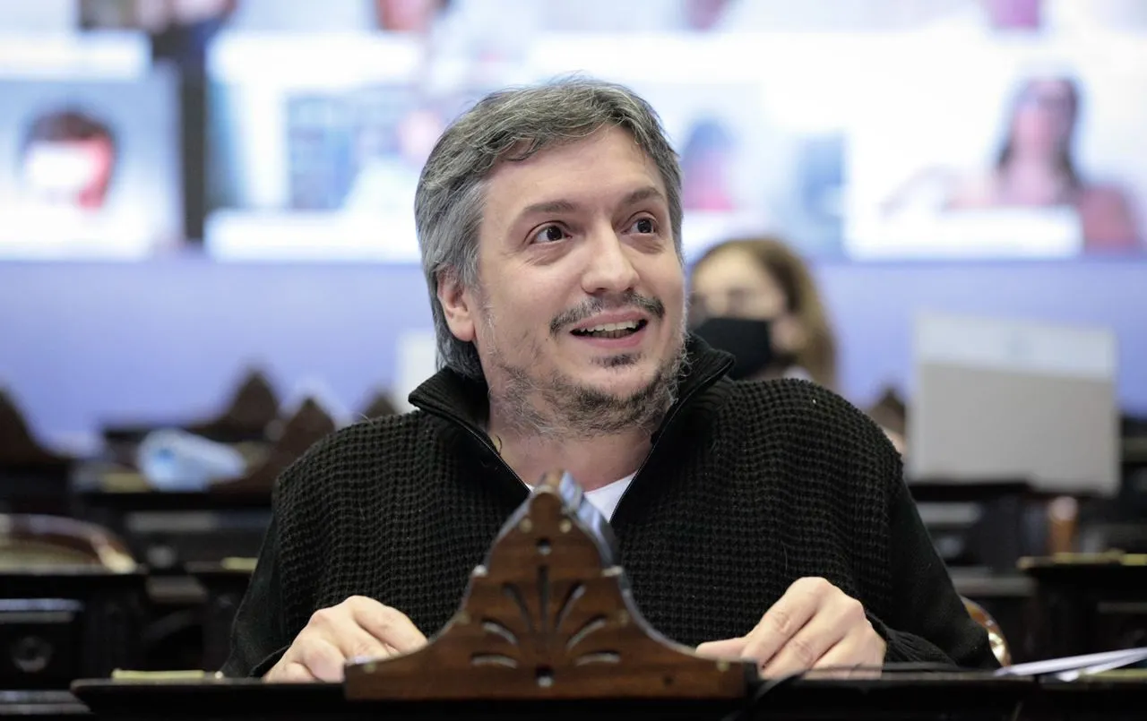 Maximo-K-694826c50429c