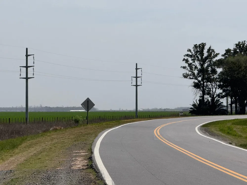 Ruta 14: el nuevo tendido eléctrico superó el 86% de avance