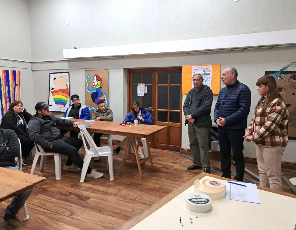 29104066-e093-44bc-b35a-79cfbda3a3c5