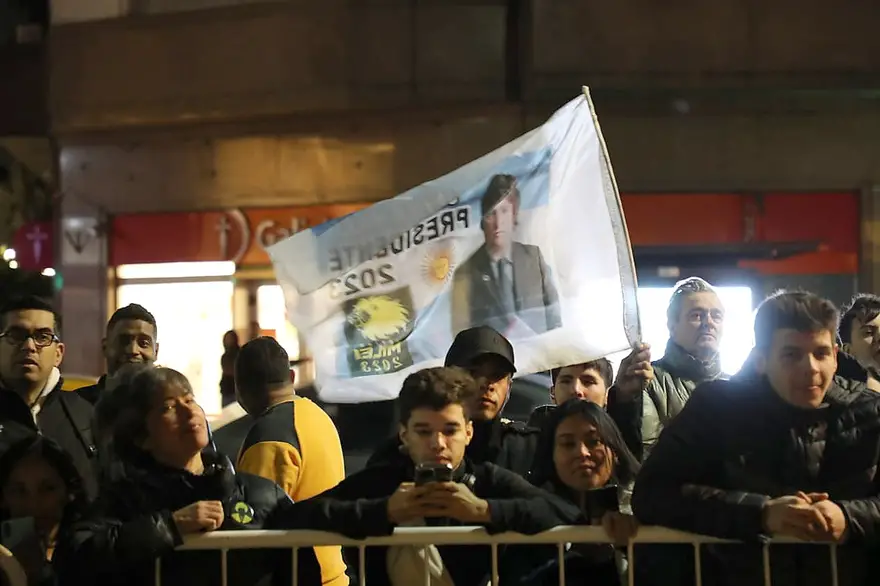 CBLM64CH5ZG5VCMUR7QNFQQSVI