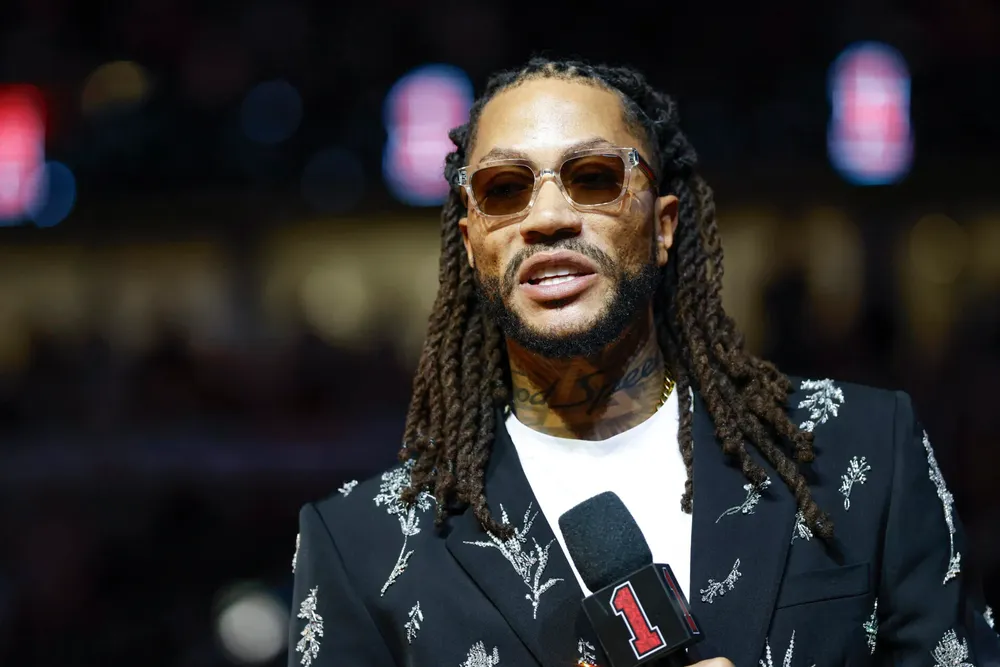 bulls-legend-derrick-rose-revisits-01-25-26-1920x1280