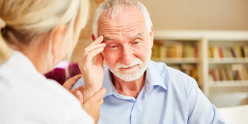 los-problemas-de-memoria-suelen-encontrarse-entre-las-primeras-manifestaciones-del-alzheimer-aunque-no-son-las-unicas-foto-adobe-stock-BYKN6EZLMRB5RNNQ6S2TEAPERU