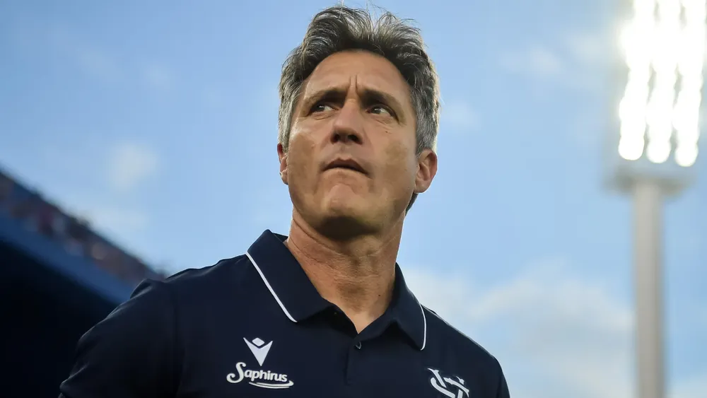 Guillermo-Barros-Schelotto-entrenador-de-Velez-durante-la-victoria-ante-River-1920x1080