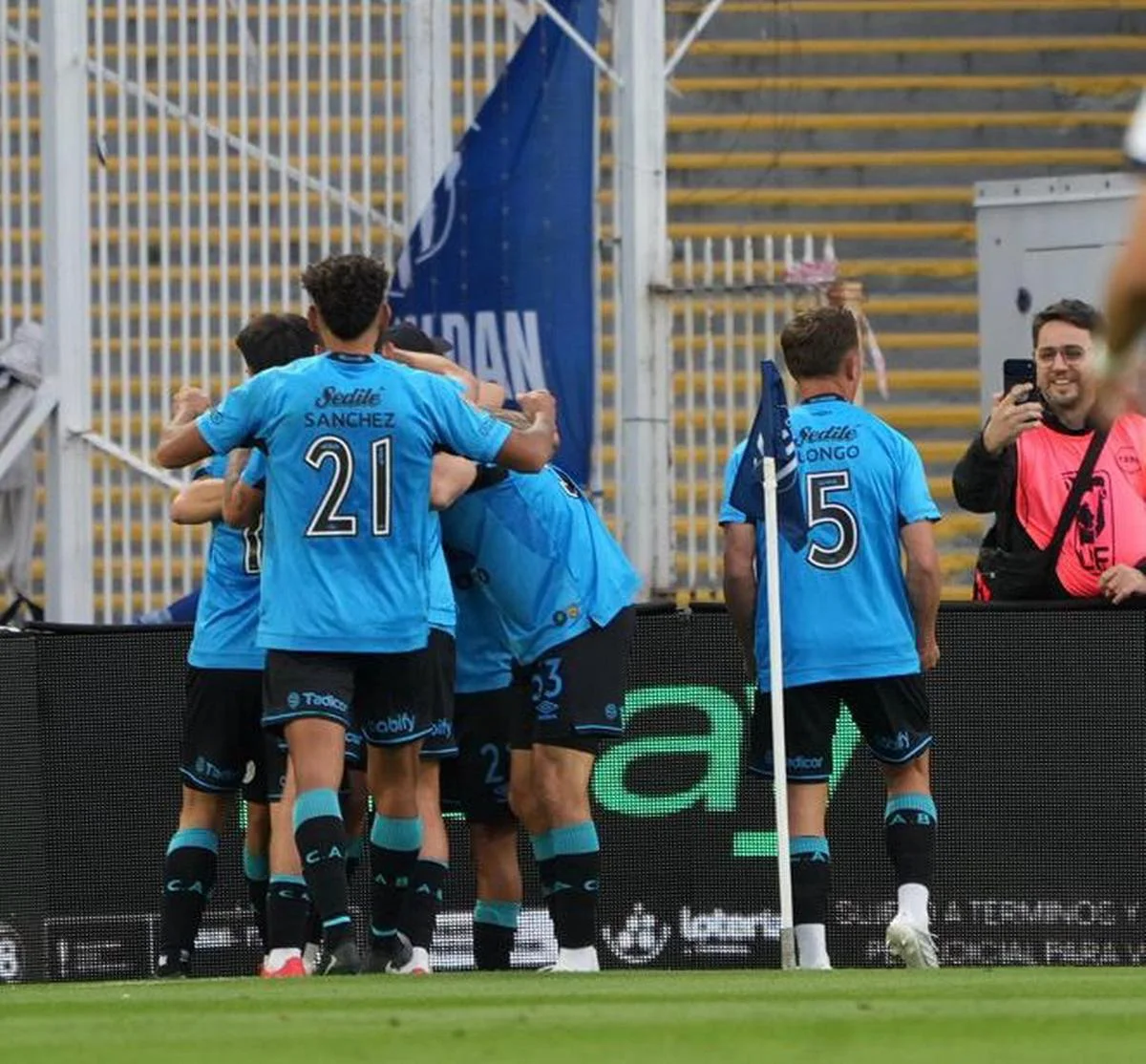 Belgrano visita a Racing tras ganar el clásico cordobés