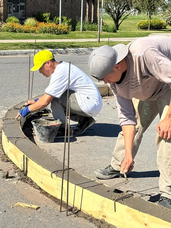 558988193_18289822381286482_7602756054164028497_n