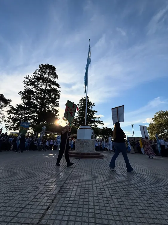 564954592_18536468509043103_4343889192339866823_n