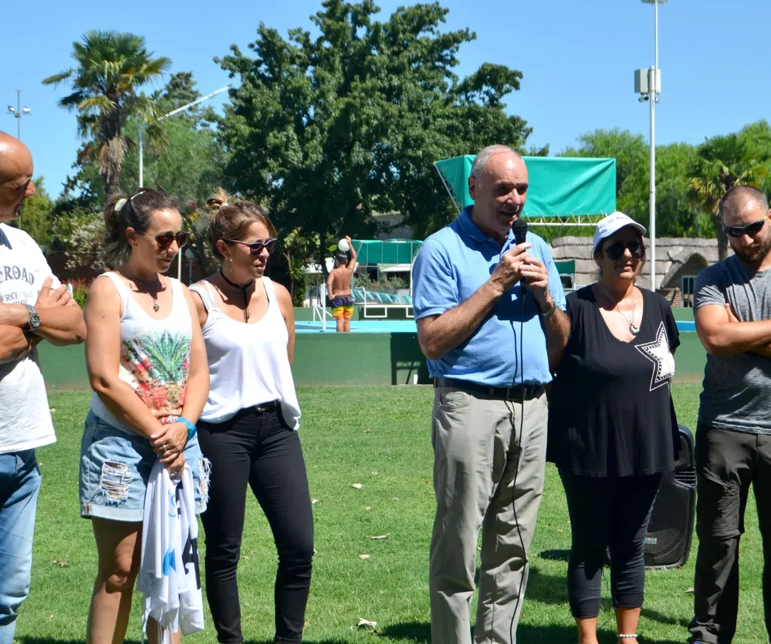 Con gran alegría dimos inicio ayer a la Colonia de Verano para adultos mayores de PAMI.Como cada temporada, muchos vecinos de la ciudad se sumaron a este espacio de encuentro, donde podrán disfrutar de diferen (3)