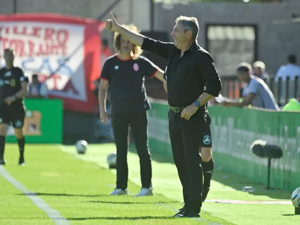 43AwsiHaC_2000x1500__1