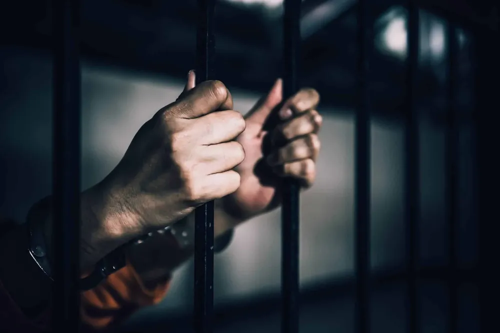 diferencia-entre-carcel-y-prision-scaled