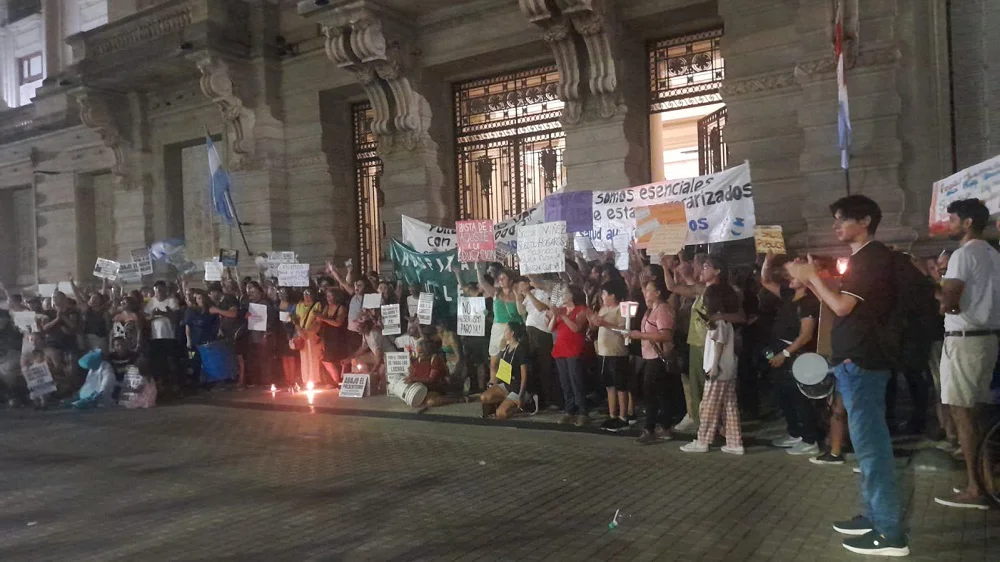 Protesta-Trabajadores-de-la-Salud
