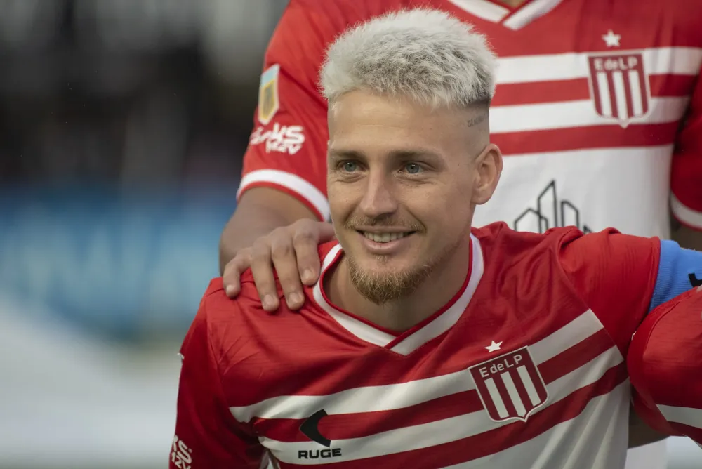 santiago-ascacibar-estudiantes-la-plata-capitan-formacion-scaled