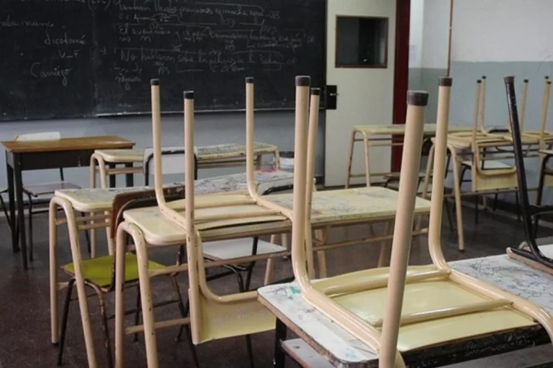 Paro-docente-en-Santa-Fe-los-alumnos-solo-asistiran-este-lunes-a-la-escuela