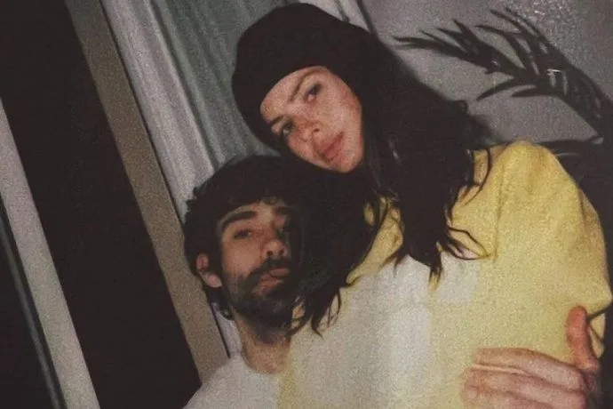 china-suarez-y-novio