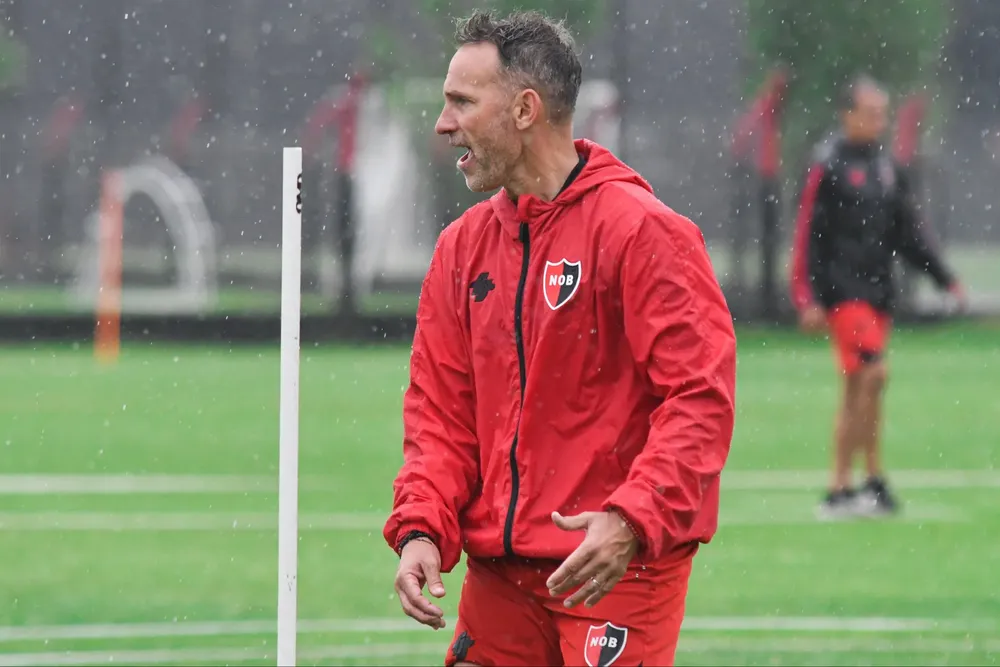 OFNO2BX4M5H6NCDIRZ3EIBX4F4